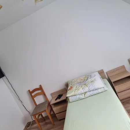 Κατάλυμα σε φάρμα Nad Stawem