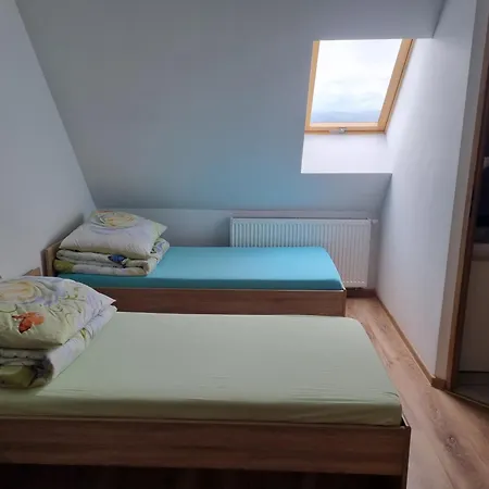 Nad Stawem Farm stay *